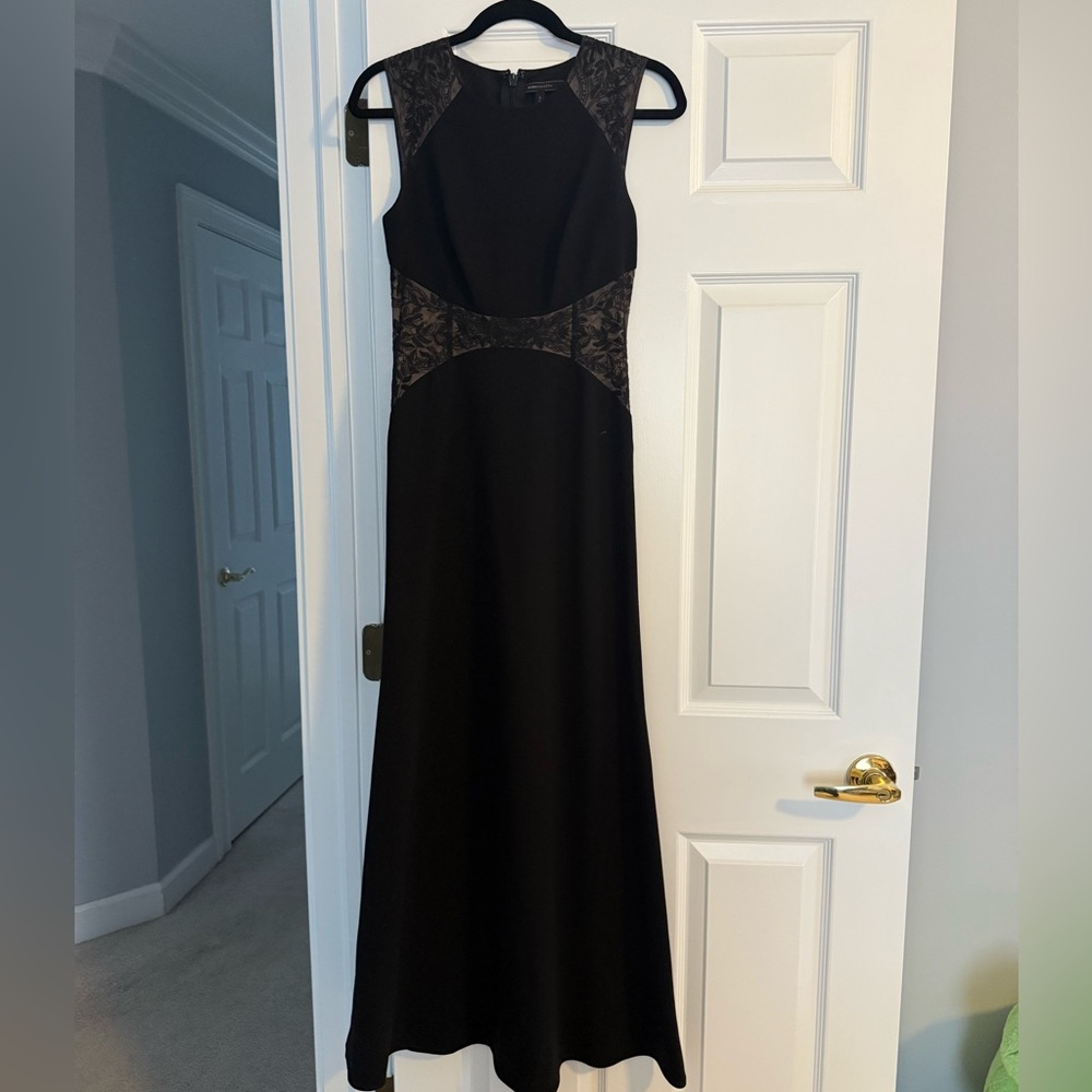 BCBG. Elegant Black Lace Evening Dress. Size 4